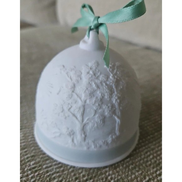 Lladro Collector's Society Porcelain Bell: Summer 1992 - Picture 2 of 6